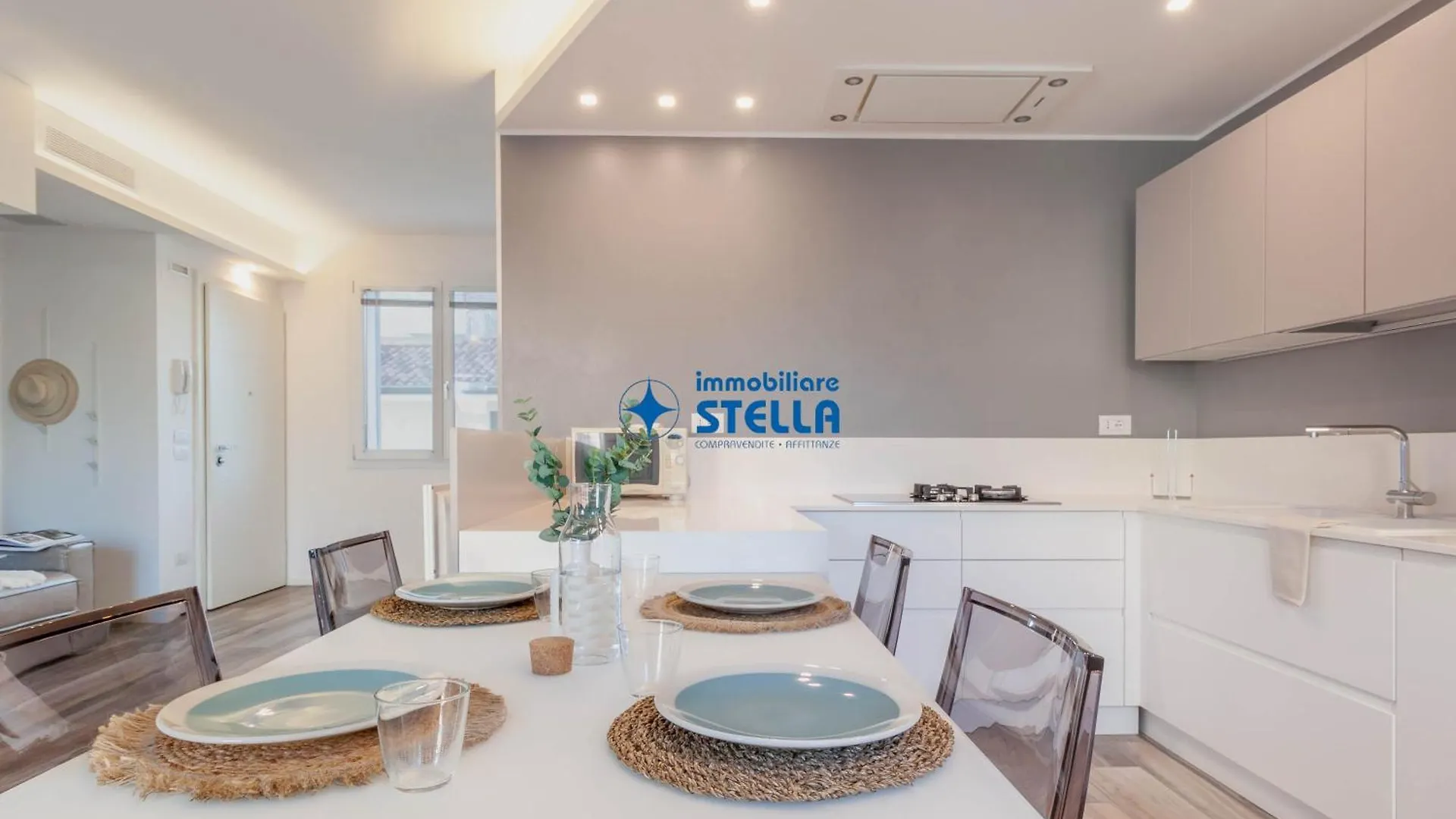 Condominio Aquileia Lido di Jesolo Tatil Evi